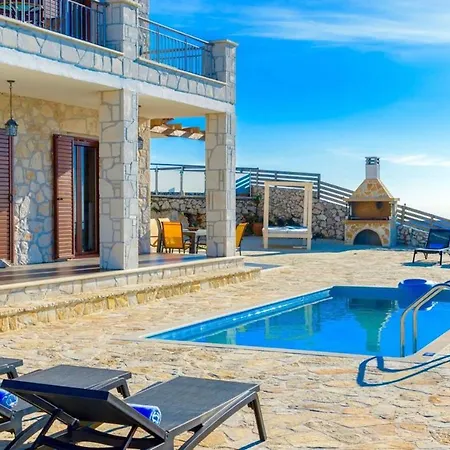 Villa Traditional Ii *
