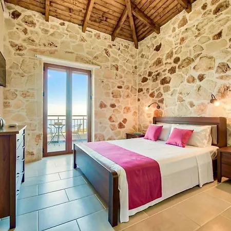 Traditional Ii Villa